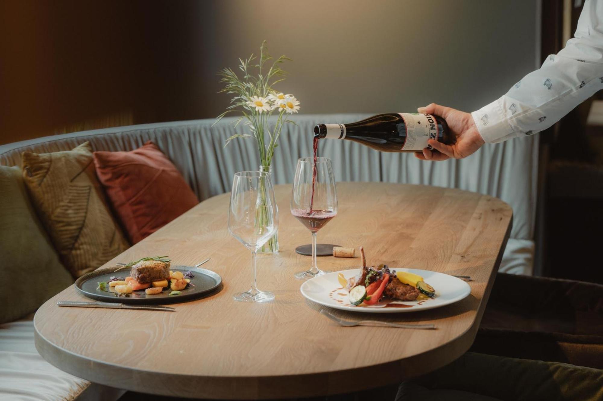 Europe Hotel & Spa Церматт Экстерьер фото